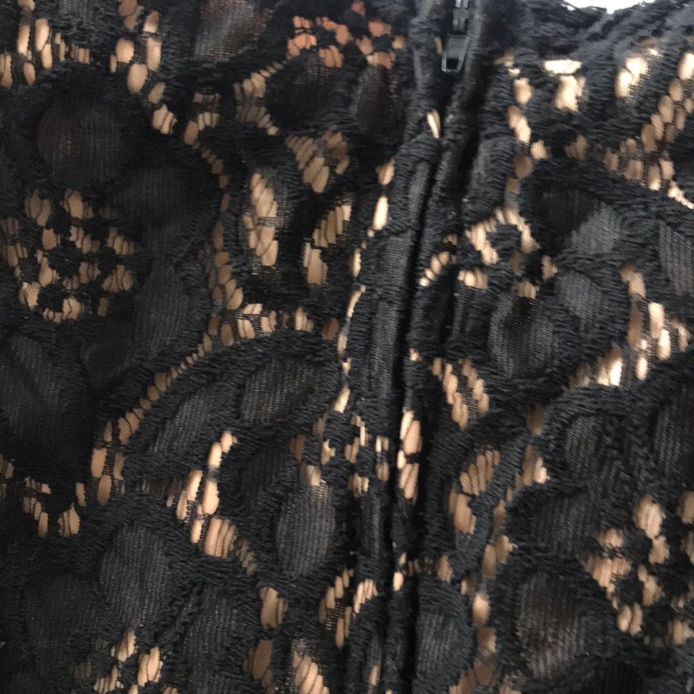 Dress - Picture 3 of 3
